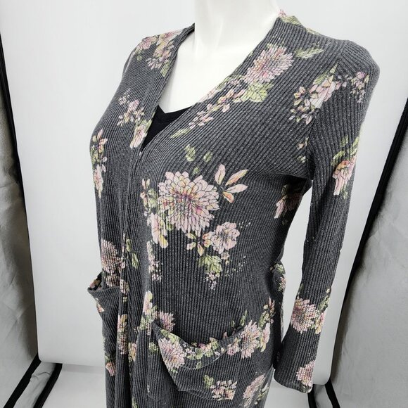 LuLaRoe Womens M Sarah Duster Cardigan Rose Floral V Neck Long Sweater Pockets - Picture 10 of 10